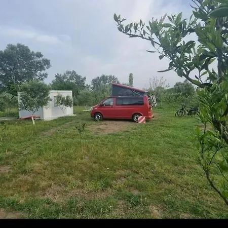 Campingplatz Kune - Vaini *
