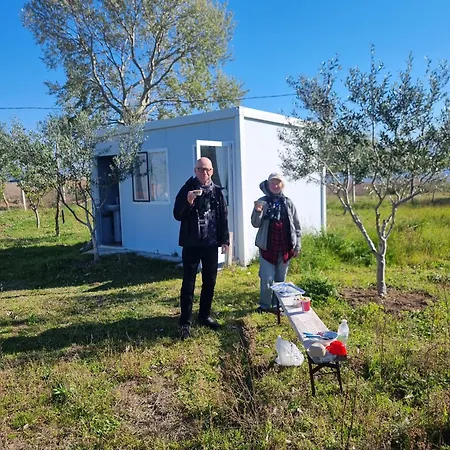 אתר קמפינג Lagoon View Cabin